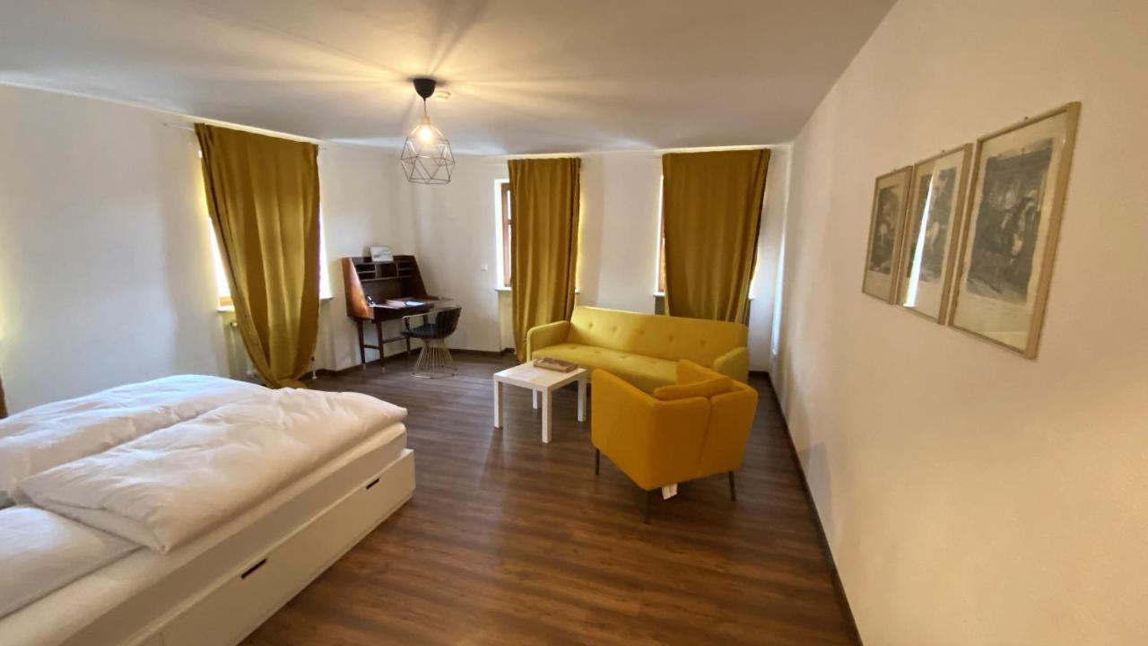 Hotel Sonne Wassertruedingen Exterior photo